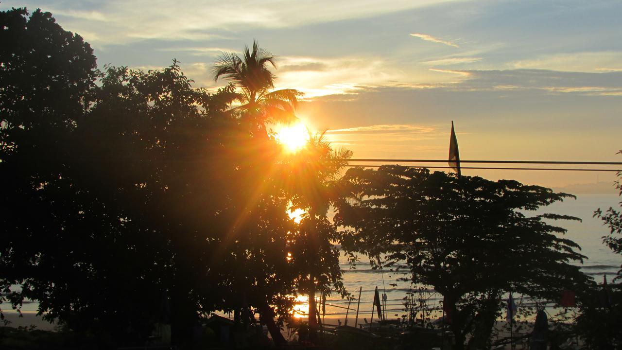 Soul Surfer - Weligama Hostel Exterior photo