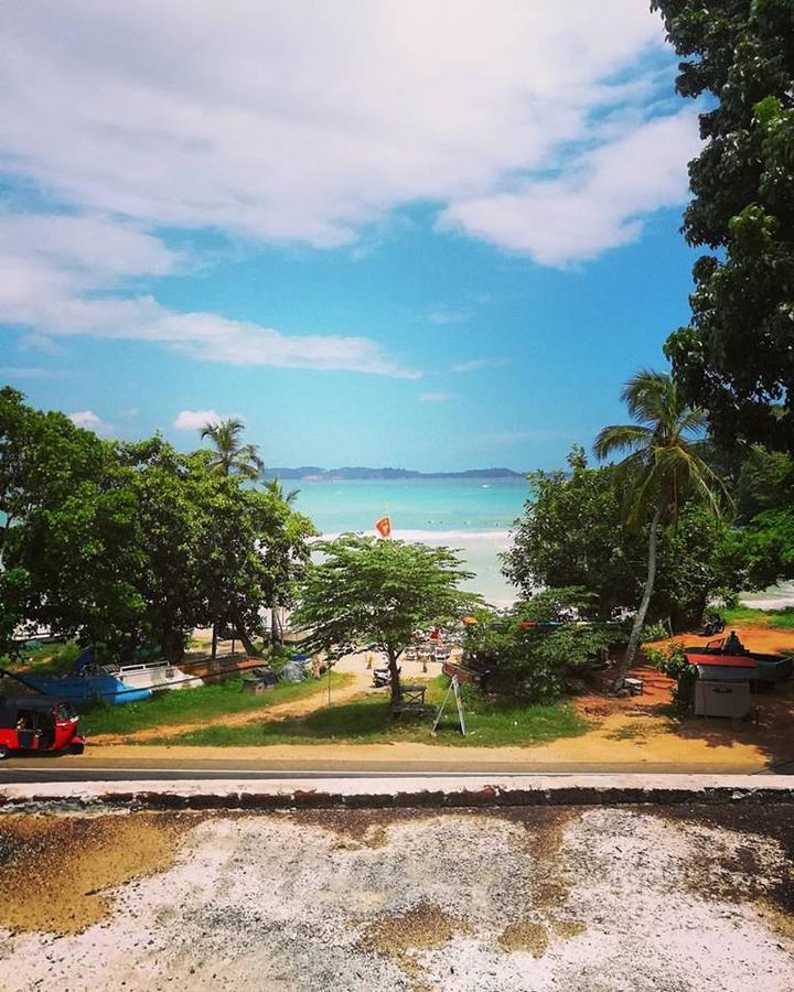 Soul Surfer - Weligama Hostel Exterior photo