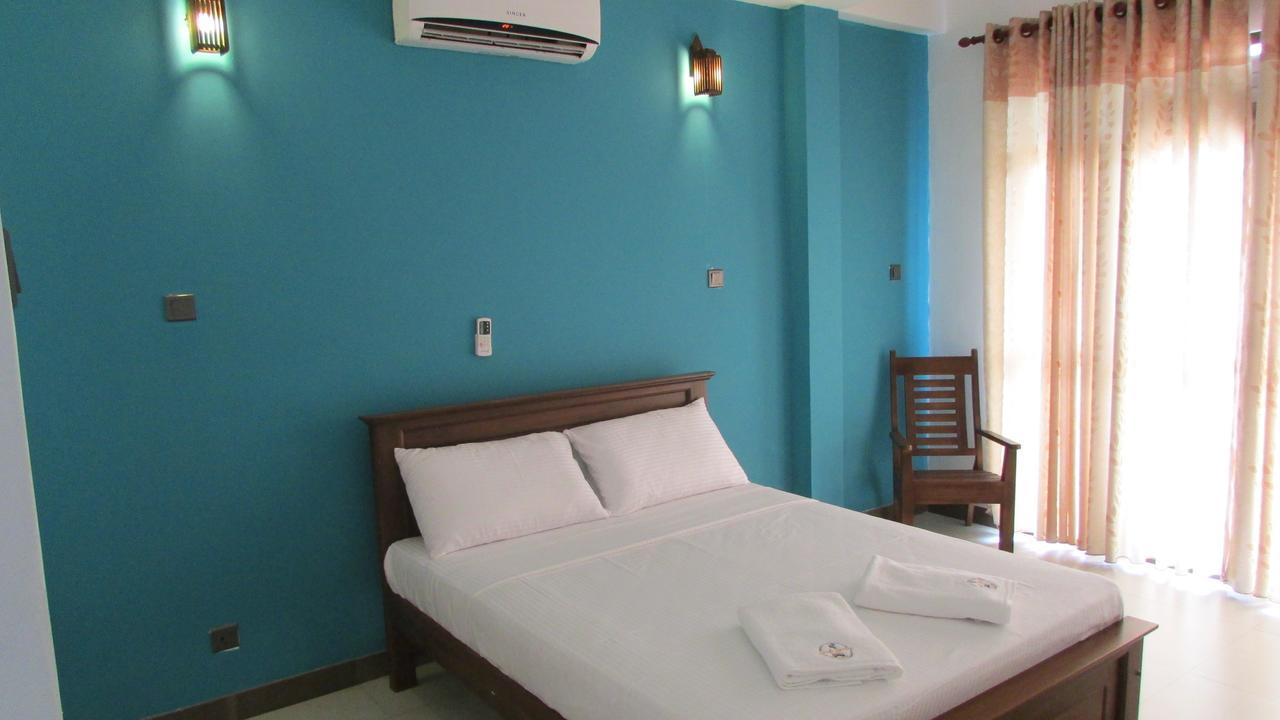 Soul Surfer - Weligama Hostel Exterior photo